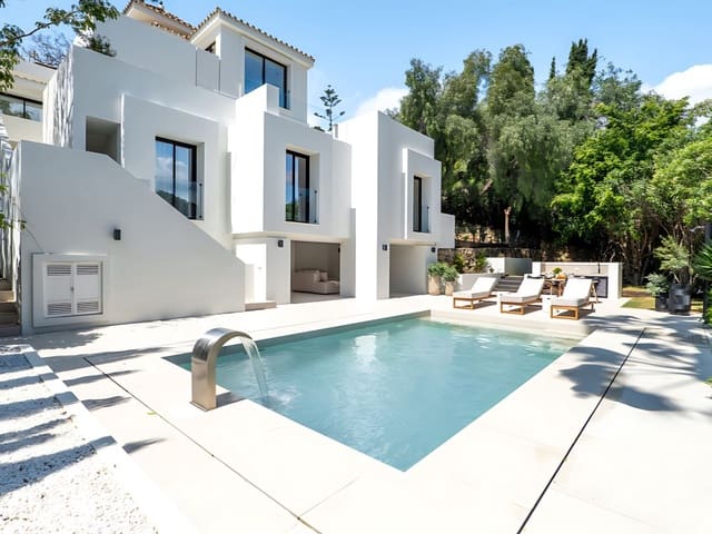 5 slaapkamer Villa te koop in Nueva Andalucia, Marbella met zwembad - € 2.495.000 (Ref: 8975862)