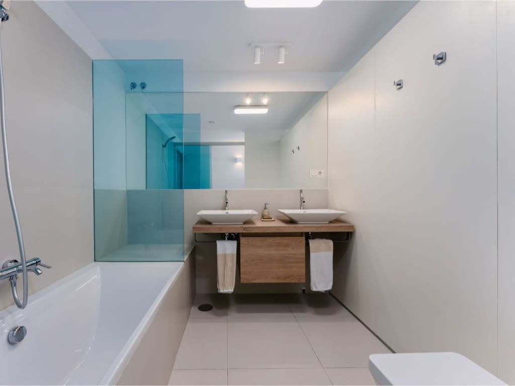 2 bedroom Apartment for sale in Benalmadena with pool garage - € 640,000 (Ref: 8981409)