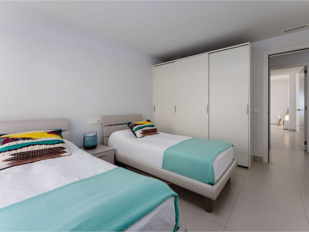 2 bedroom Apartment for sale in Benalmadena with pool garage - € 640,000 (Ref: 8981409)