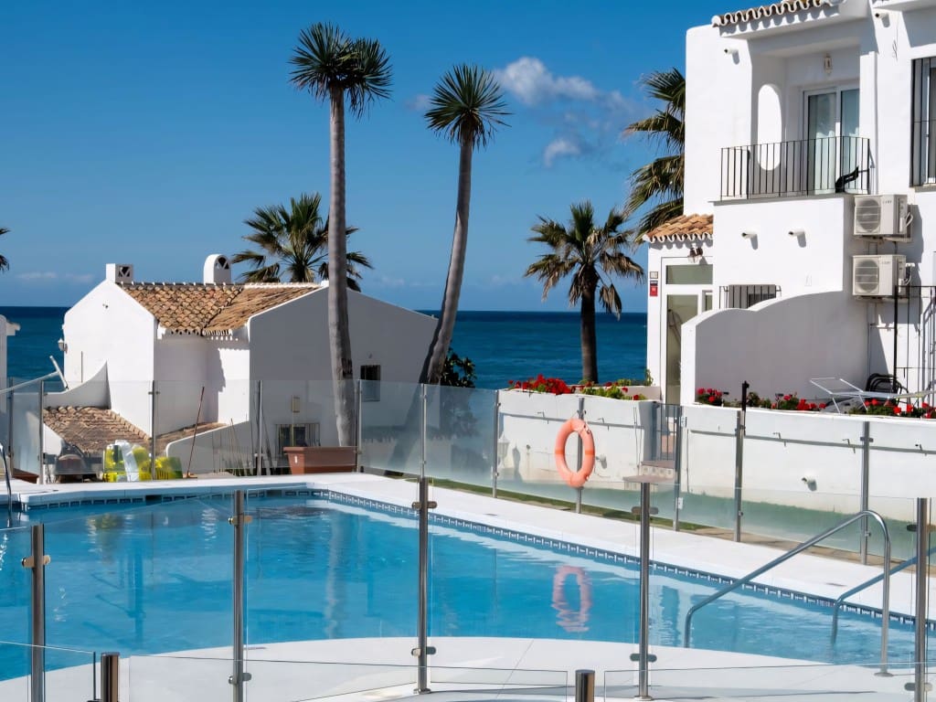 2 chambre Maison de Ville à vendre à Riviera del Sol avec piscine - 460 000 € (Ref: 8992027)