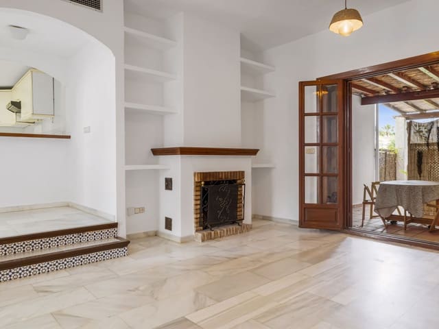 2 slaapkamer Huis te koop in Estepona - € 495.000 (Ref: 8996521)