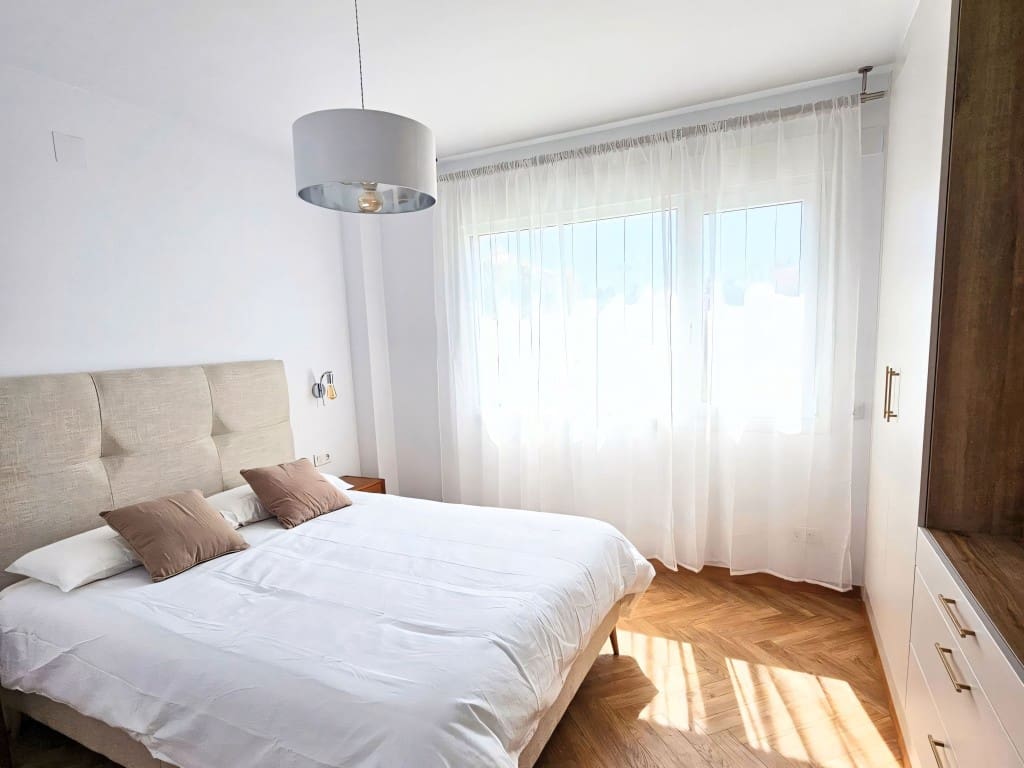 5 chambre Villa/Maison à vendre à La Cala de Mijas avec piscine garage - 1 590 000 € (Ref: 8998291)