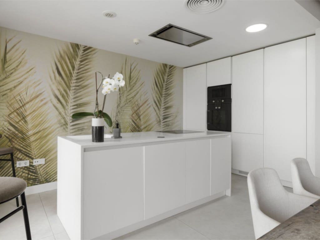 3 Zimmer Apartment zu verkaufen in Estepona mit Pool Garage - 1.145.000 € (Ref: 9002870)