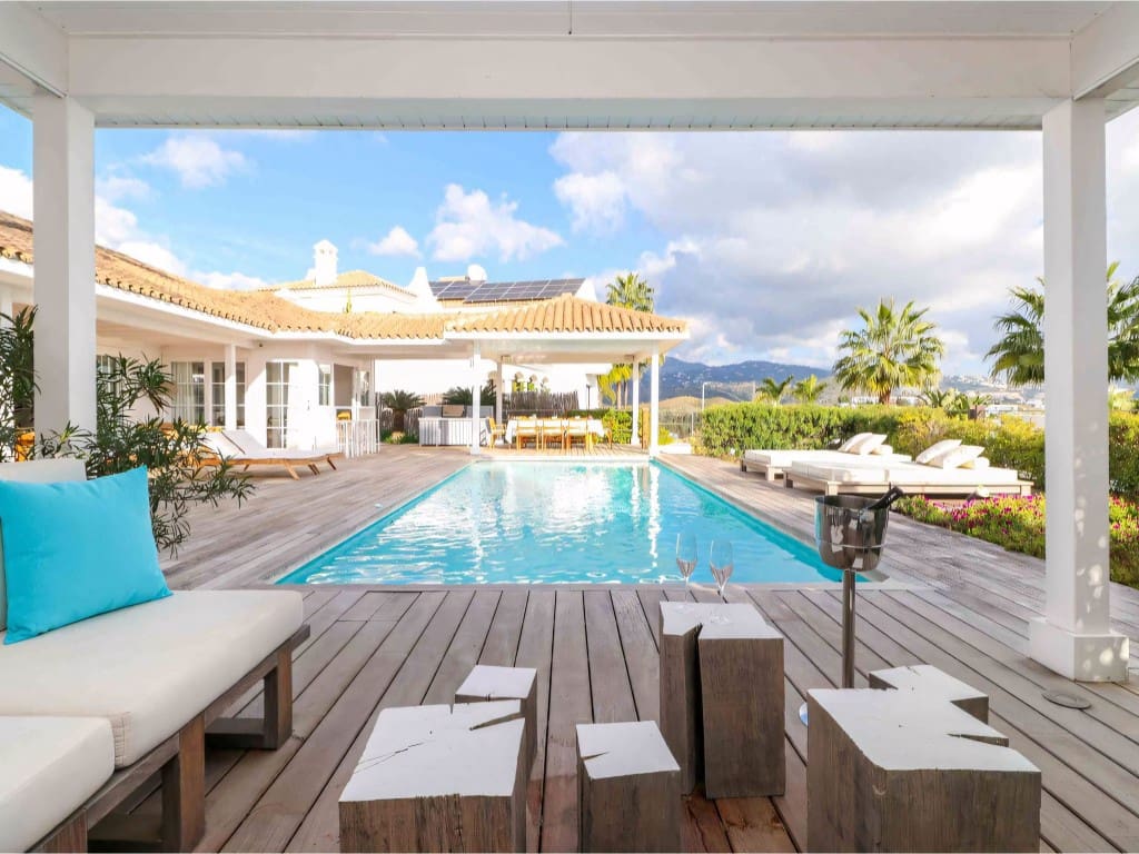 4 chambre Villa/Maison à vendre à Benahavis avec piscine garage - 1 975 000 € (Ref: 9004628)