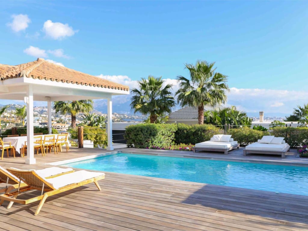 4 chambre Villa/Maison à vendre à Benahavis avec piscine garage - 1 975 000 € (Ref: 9004628)