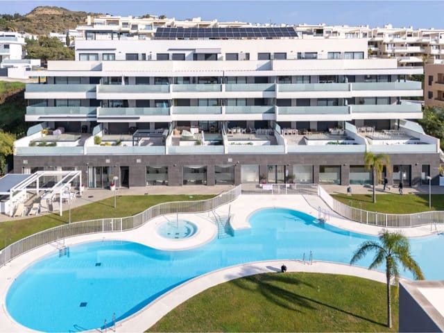 3 chambre Appartement à vendre à La Cala de Mijas, Mijas avec piscine garage - 649 000 € (Ref: 9008944)