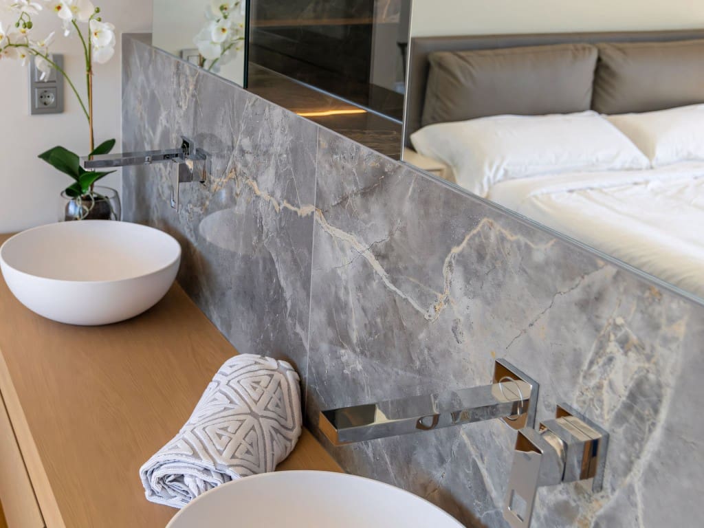 6 Zimmer Villa zu verkaufen in La Quinta mit Pool Garage - 4.695.000 € (Ref: 9012365)