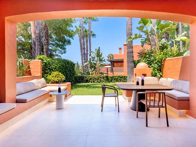 4 chambre Maison de Ville à vendre à Golden Mile, Marbella avec piscine garage - 1 995 000 € (Ref: 9012366)