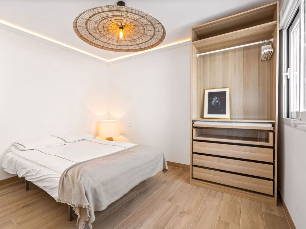 3 makuuhuone Omakotitalo myytävänä paikassa San Pedro de Alcantara mukana 
autotalli - 1 155 000 € (Ref: 9024498)