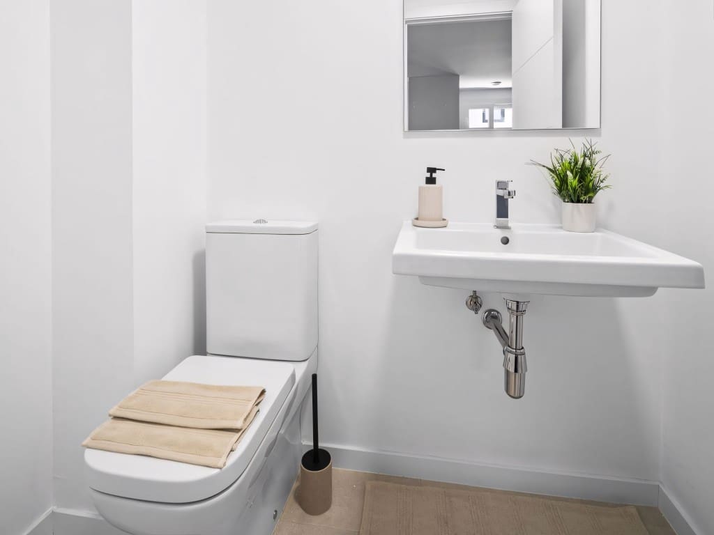 4 soveværelse Semi-Rækkehus til salg i La Cala de Mijas med swimmingpool garage - € 900.000 (Ref: 9026587)