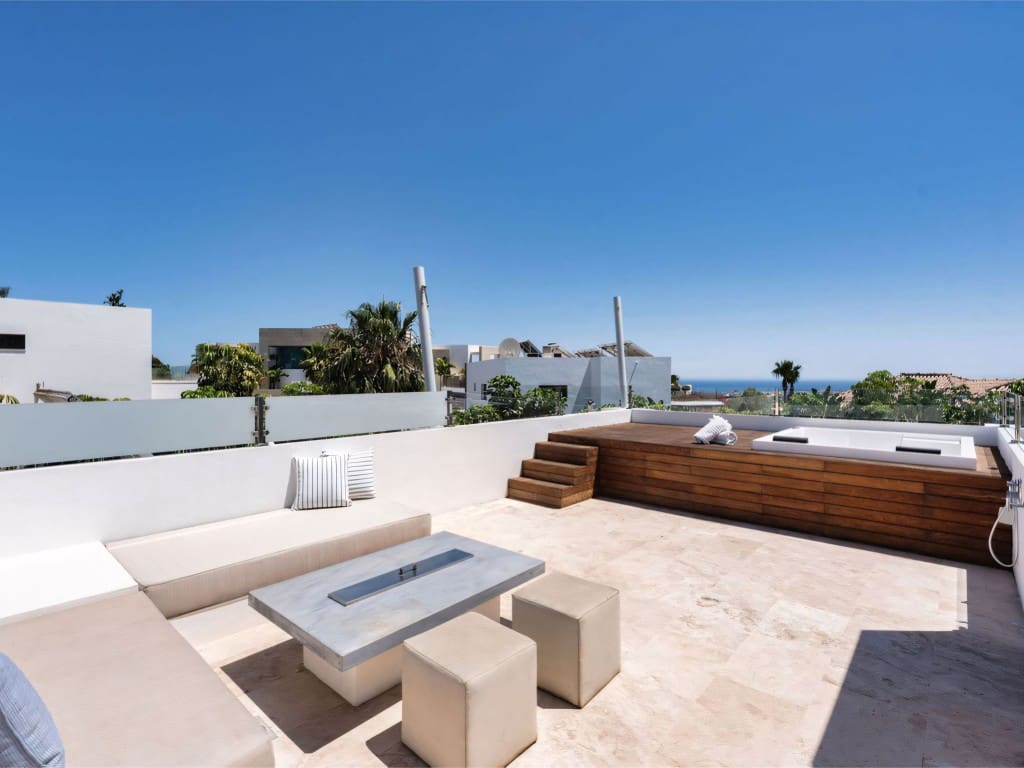 5 chambre Villa/Maison à vendre à La Quinta avec piscine garage - 3 495 000 € (Ref: 9026588)