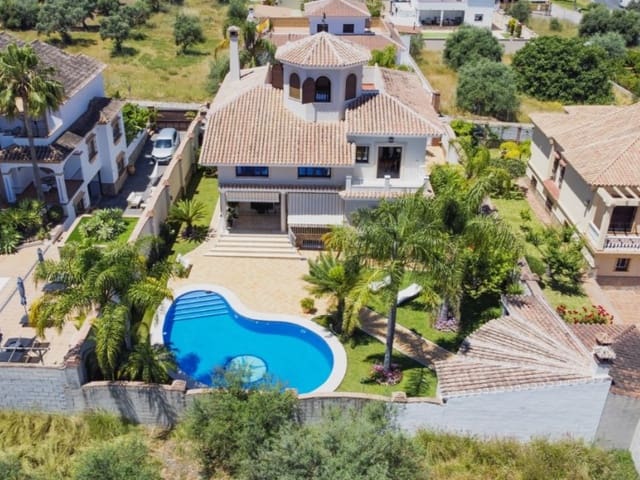 6 chambre Villa/Maison à vendre à Alhaurín el Grande avec piscine garage - 1 200 000 € (Ref: 9029230)