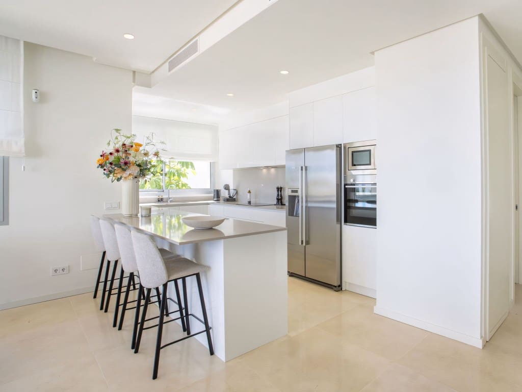 3 slaapkamer Appartement te koop in Benahavis met zwembad garage - € 945.000 (Ref: 9034369)