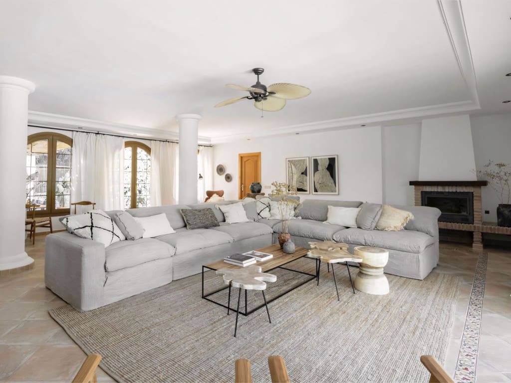 5 soverom Villa til salgs i Cancelada med svømmebasseng garasje - € 1 950 000 (Ref: 9042041)