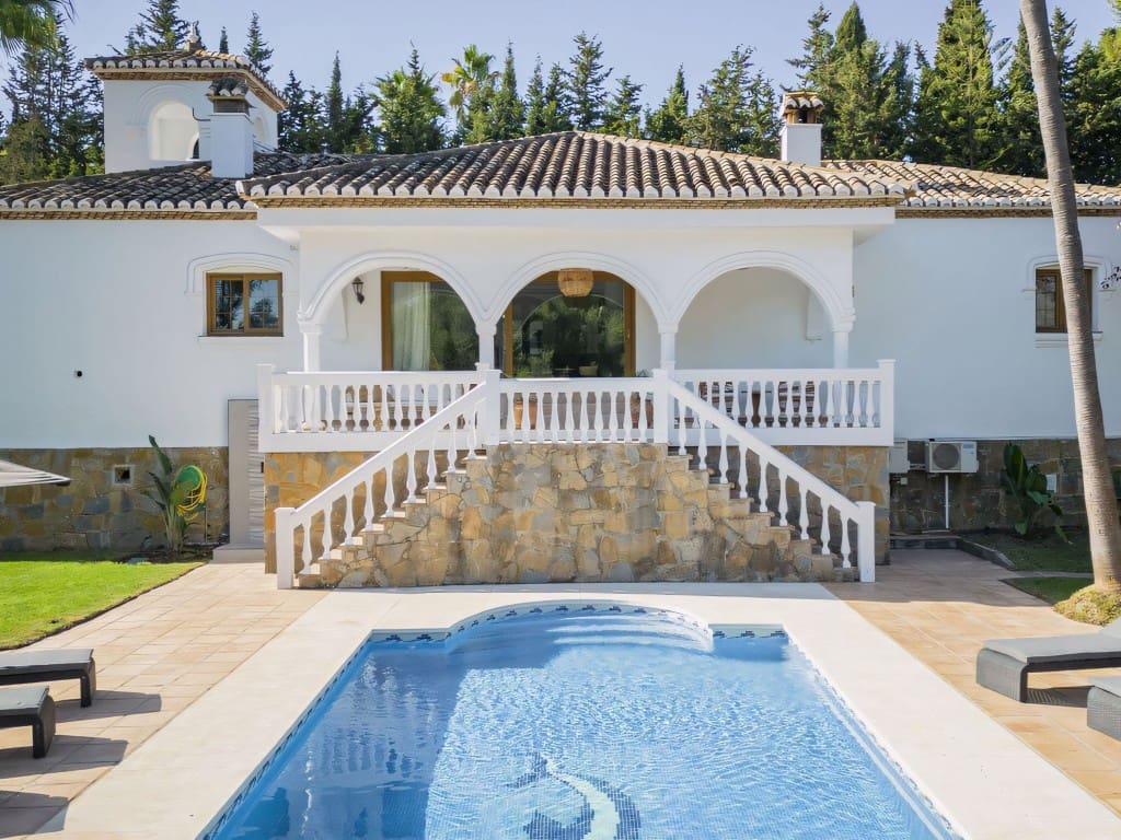 5 soverom Villa til salgs i Cancelada med svømmebasseng garasje - € 1 950 000 (Ref: 9042041)