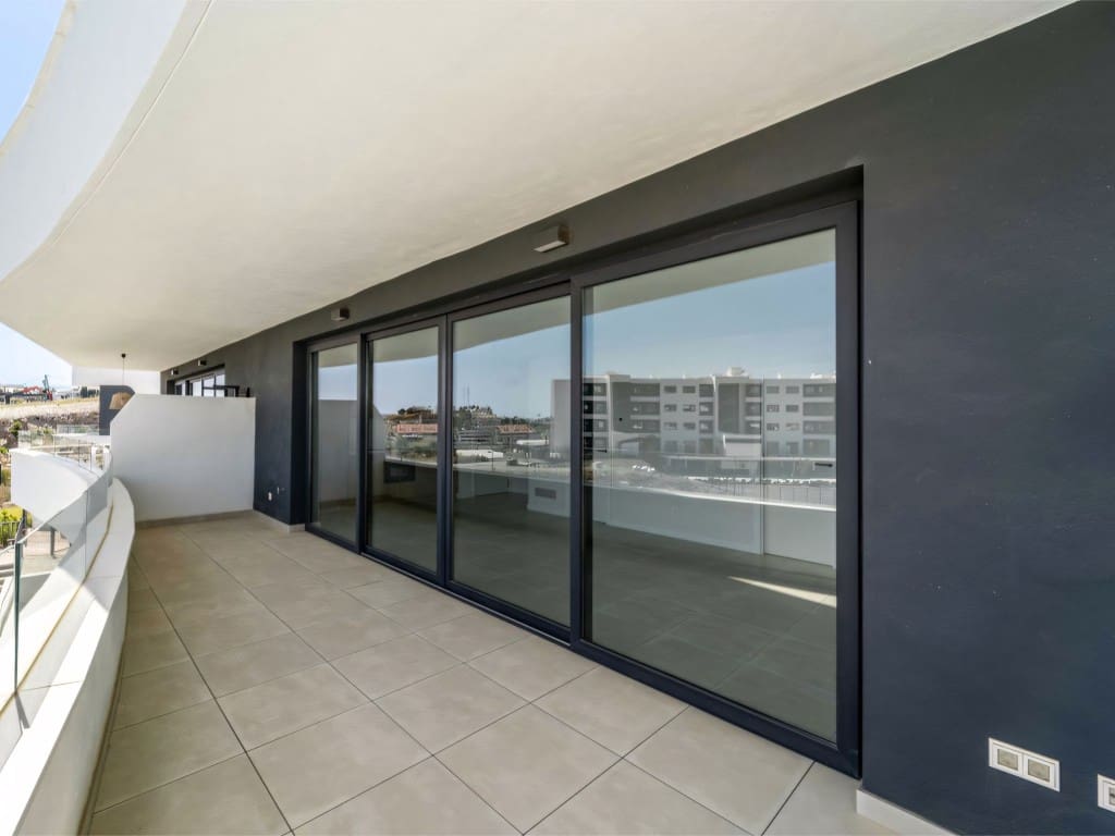 2 soverom Leilighet til salgs i Fuengirola med svømmebasseng garasje - € 449 000 (Ref: 9048545)