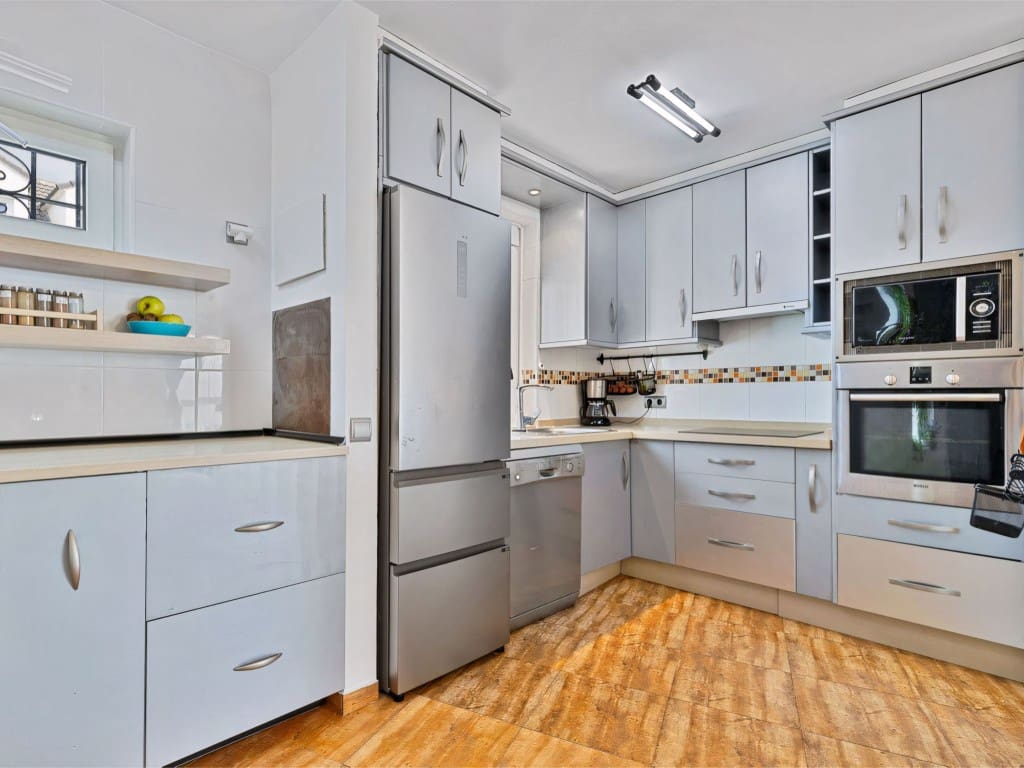 3 soverom Villa til salgs i Fuengirola - € 555 000 (Ref: 9057360)