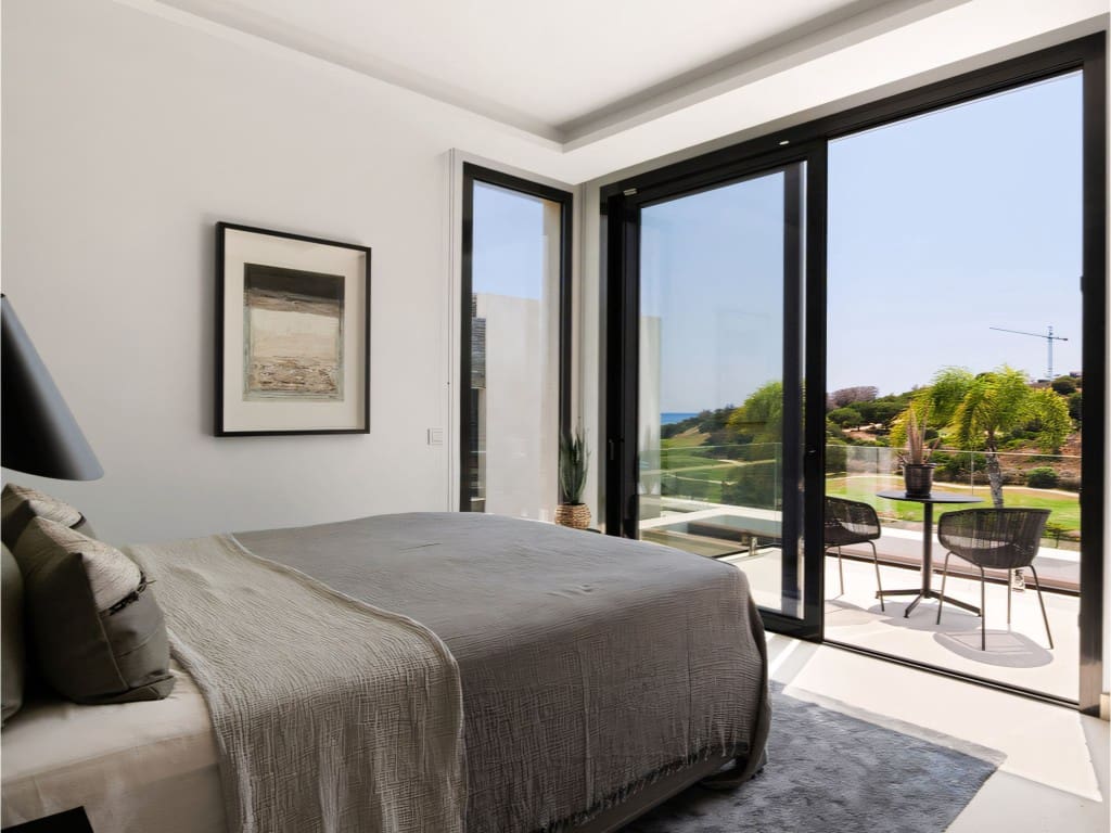 5 sypialnia Willa na sprzedaż w Mijas Costa z basenem garażem - 1 395 000 € (Ref: 9060263)