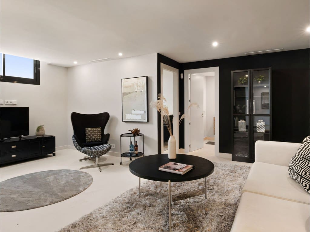 5 sypialnia Willa na sprzedaż w Mijas Costa z basenem garażem - 1 395 000 € (Ref: 9060263)