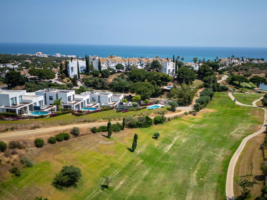 5 sypialnia Willa na sprzedaż w Mijas Costa z basenem garażem - 1 395 000 € (Ref: 9060263)