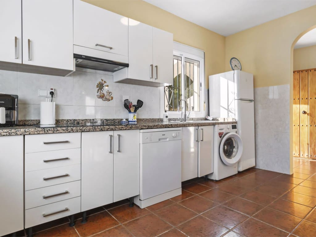 3 soveværelse Villa til salg i Pizarra med swimmingpool garage - € 525.000 (Ref: 9062172)