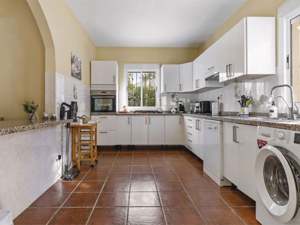 3 soveværelse Villa til salg i Pizarra med swimmingpool garage - € 525.000 (Ref: 9062172)