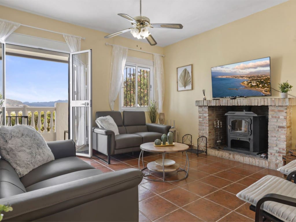 3 soveværelse Villa til salg i Pizarra med swimmingpool garage - € 525.000 (Ref: 9062172)