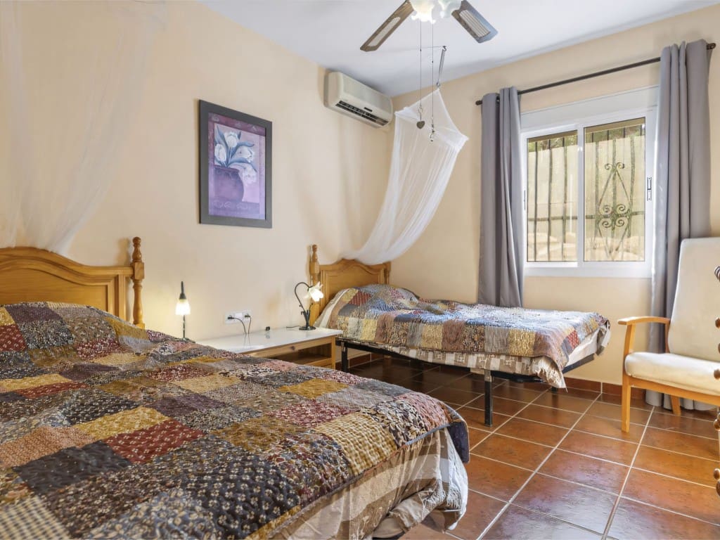 3 soveværelse Villa til salg i Pizarra med swimmingpool garage - € 525.000 (Ref: 9062172)