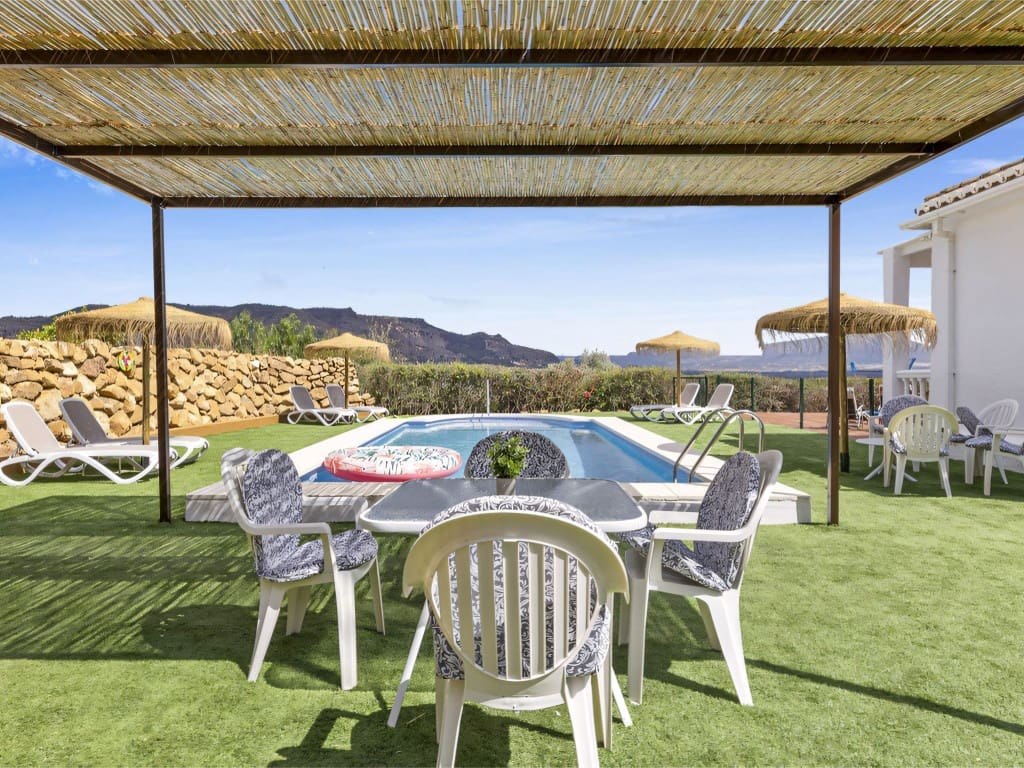 3 soveværelse Villa til salg i Pizarra med swimmingpool garage - € 525.000 (Ref: 9062172)