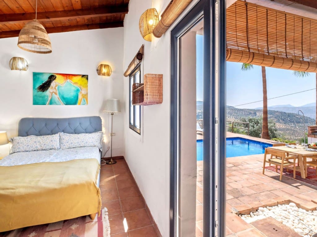 3 soveværelse Finca/Landehus til salg i Tolox med swimmingpool - € 429.000 (Ref: 9077811)