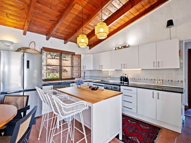 3 soverom Finca/Herregård til salgs i Tolox med svømmebasseng - € 448 000 (Ref: 9077811)