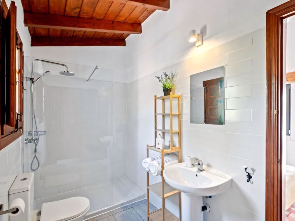 3 soveværelse Finca/Landehus til salg i Tolox med swimmingpool - € 429.000 (Ref: 9077811)