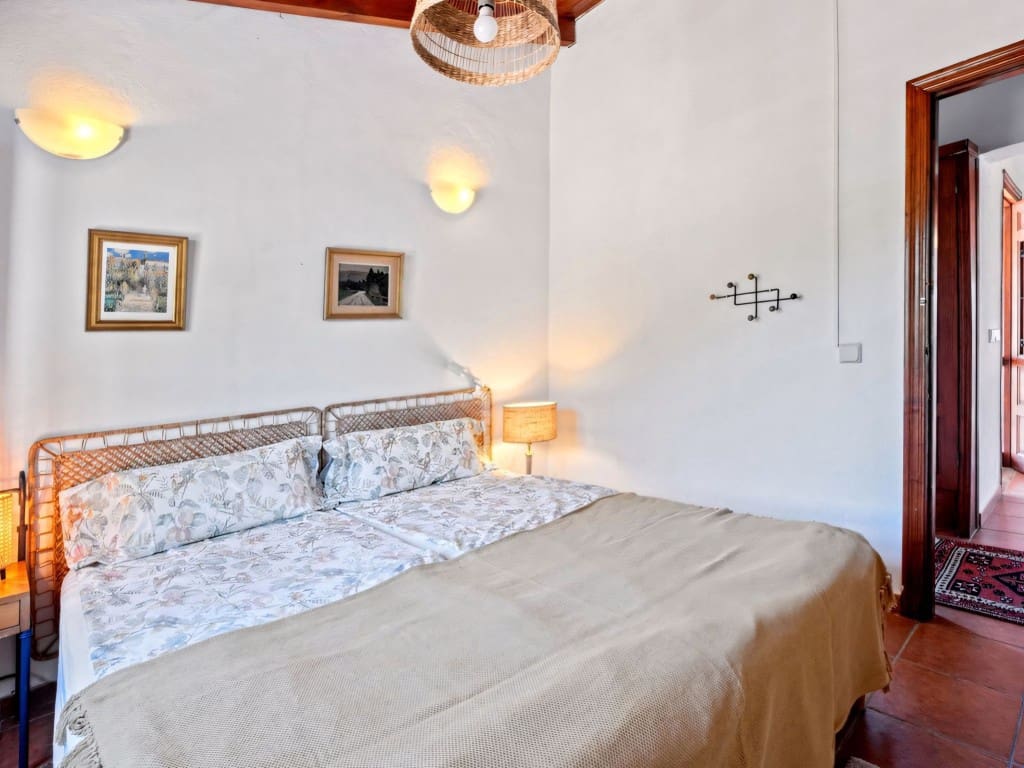 3 soveværelse Finca/Landehus til salg i Tolox med swimmingpool - € 429.000 (Ref: 9077811)