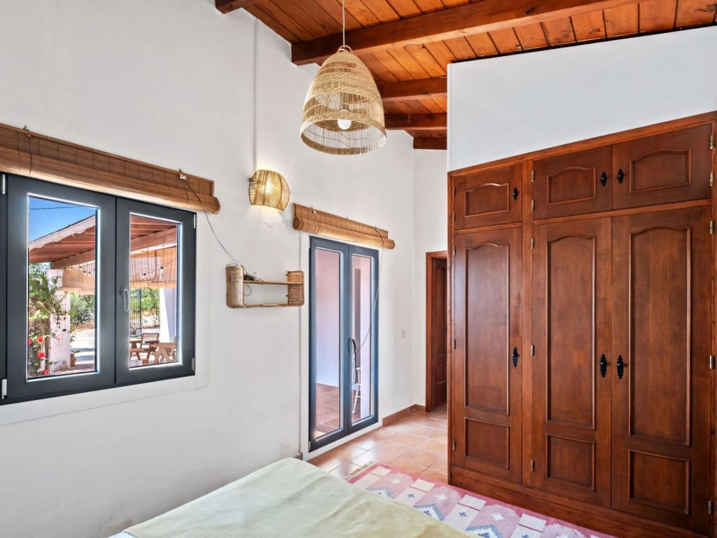 3 soveværelse Finca/Landehus til salg i Tolox med swimmingpool - € 429.000 (Ref: 9077811)