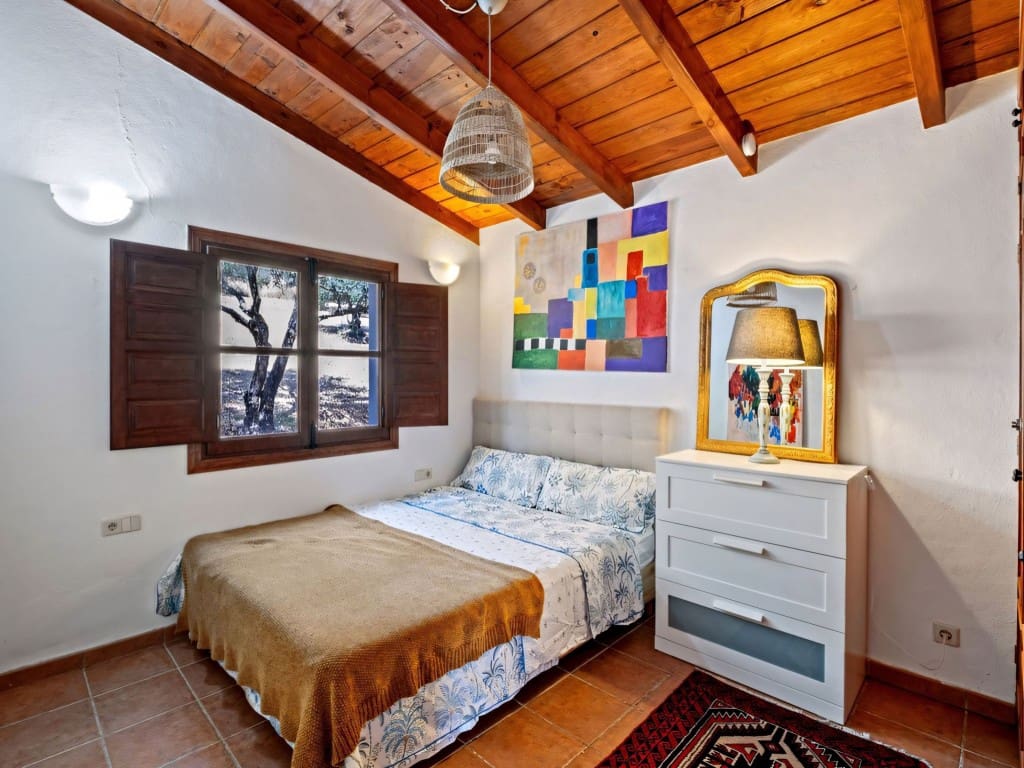 3 soveværelse Finca/Landehus til salg i Tolox med swimmingpool - € 429.000 (Ref: 9077811)