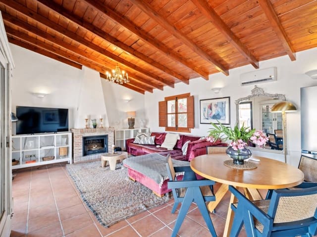 3 soverom Finca/Herregård til salgs i Tolox med svømmebasseng - € 448 000 (Ref: 9077811)