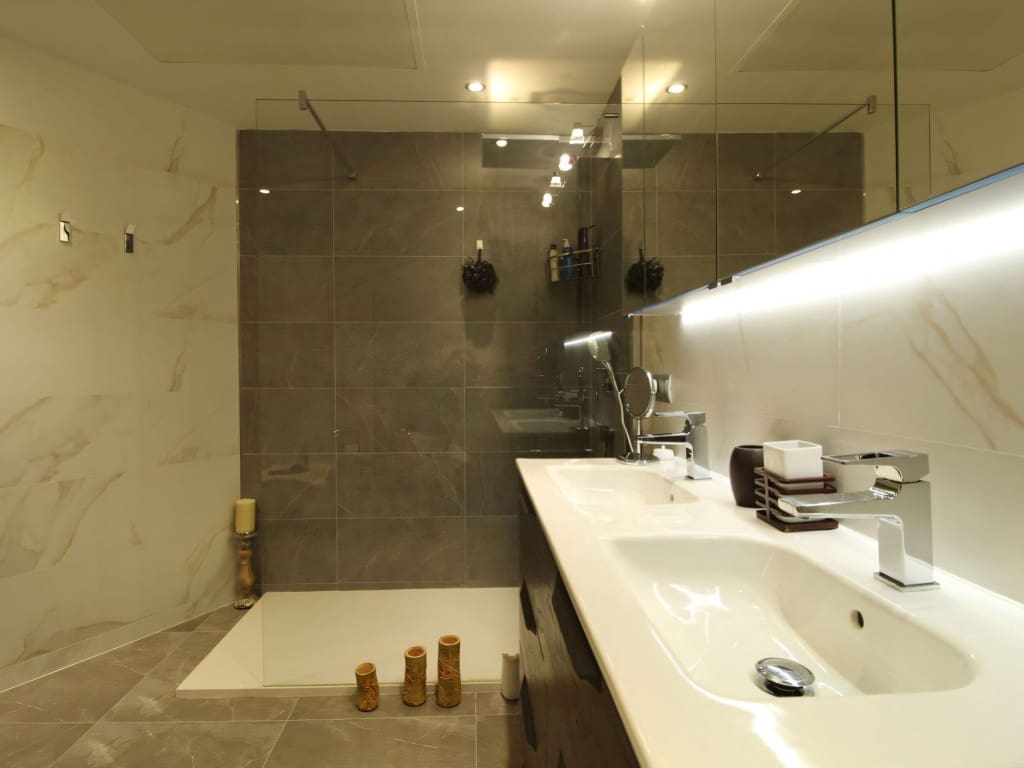 3 chambre Appartement à vendre à Los Flamingos avec piscine garage - 699 000 € (Ref: 9095091)