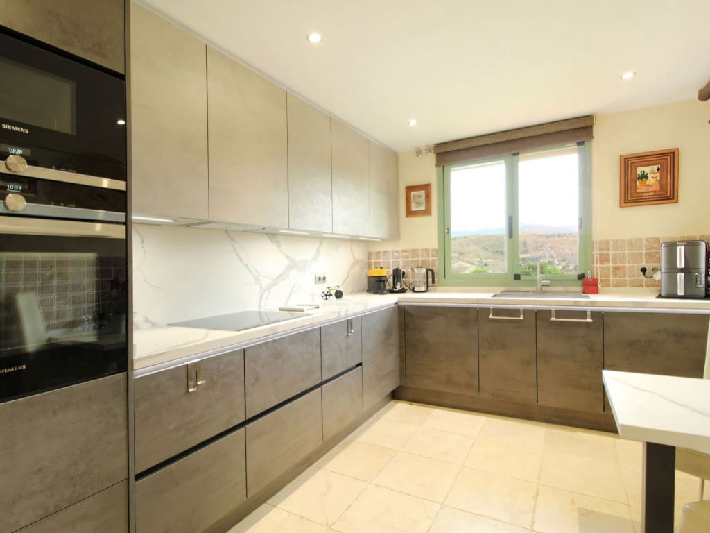 3 chambre Appartement à vendre à Los Flamingos avec piscine garage - 699 000 € (Ref: 9095091)