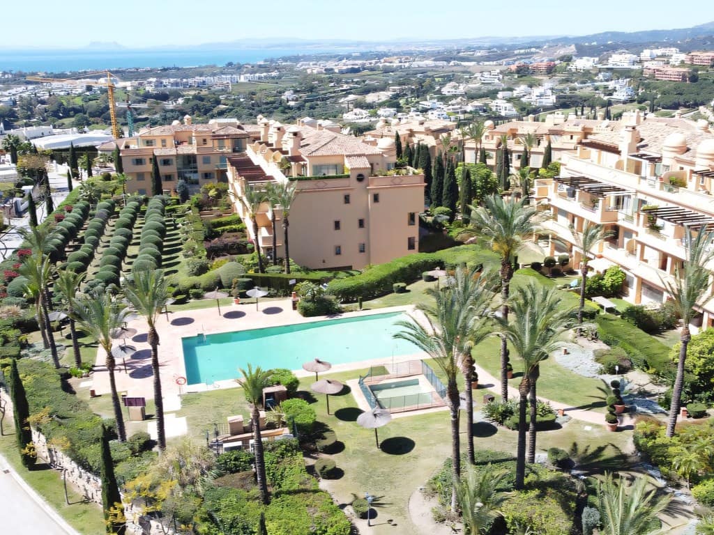 3 chambre Appartement à vendre à Los Flamingos avec piscine garage - 699 000 € (Ref: 9095091)