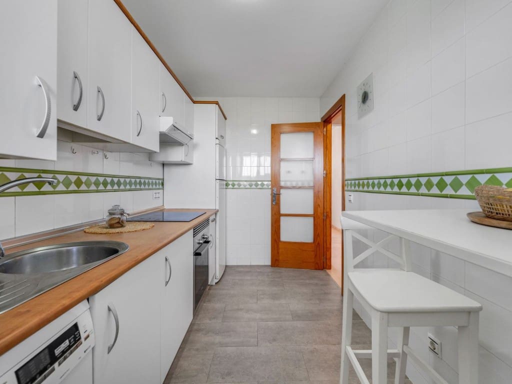 2 chambre Appartement à vendre à Riviera del Sol avec piscine garage - 319 000 € (Ref: 9098920)