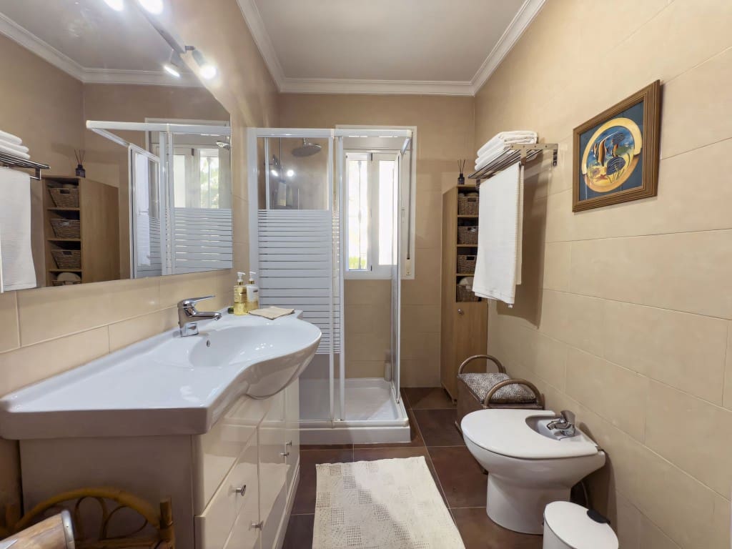 3 soveværelse Finca/Landehus til salg i Tolox med swimmingpool - € 375.000 (Ref: 9107092)