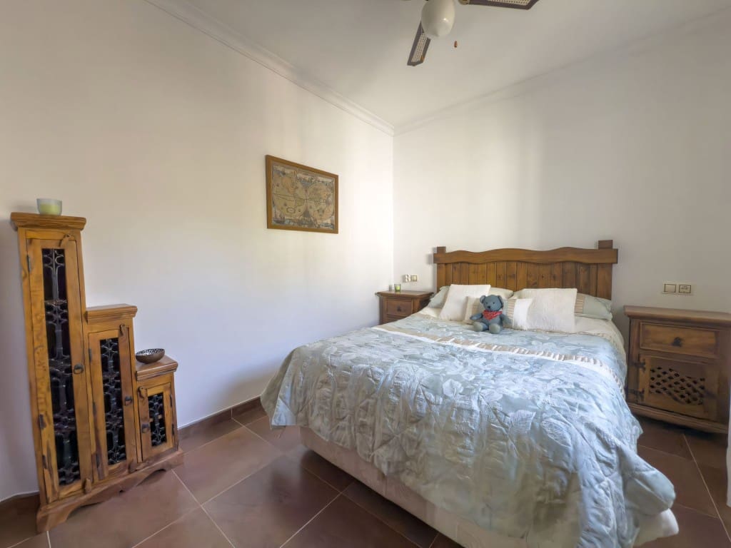 3 soveværelse Finca/Landehus til salg i Tolox med swimmingpool - € 375.000 (Ref: 9107092)