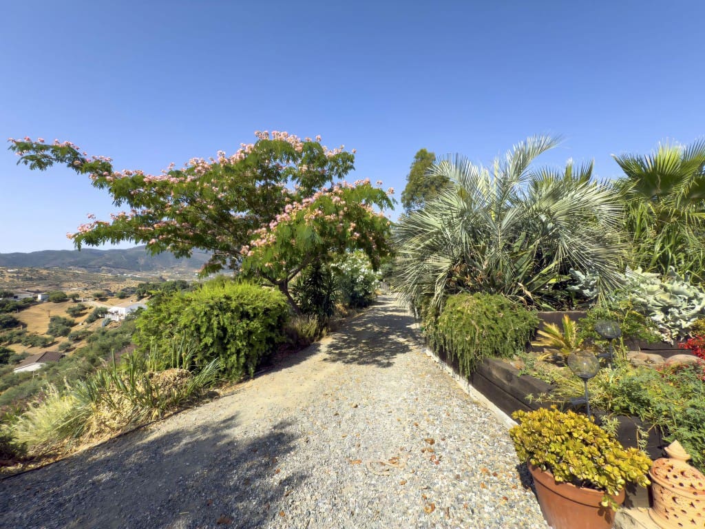 3 soveværelse Finca/Landehus til salg i Tolox med swimmingpool - € 375.000 (Ref: 9107092)