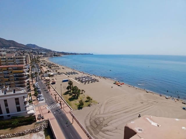 2 Zimmer Penthouse zu verkaufen in Los Boliches , Fuengirola mit Pool - 1.275.000 € (Ref: 9108501)