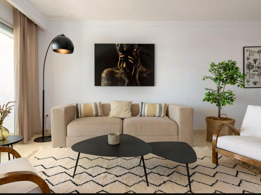 2 soveværelse Lejlighed til salg i Los Arqueros med swimmingpool garage - € 440.000 (Ref: 9111894)