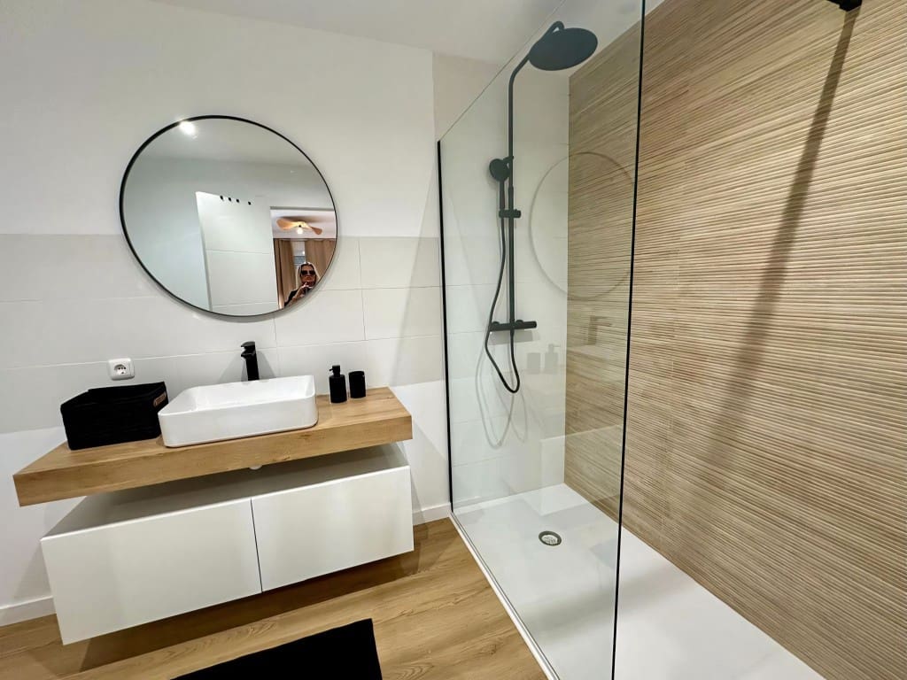 2 soveværelse Lejlighed til salg i Los Arqueros med swimmingpool garage - € 440.000 (Ref: 9111894)