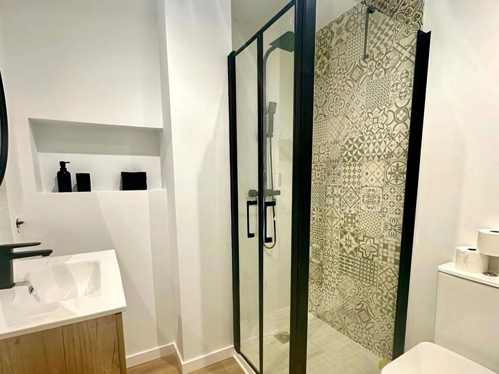 2 soveværelse Lejlighed til salg i Los Arqueros med swimmingpool garage - € 440.000 (Ref: 9111894)