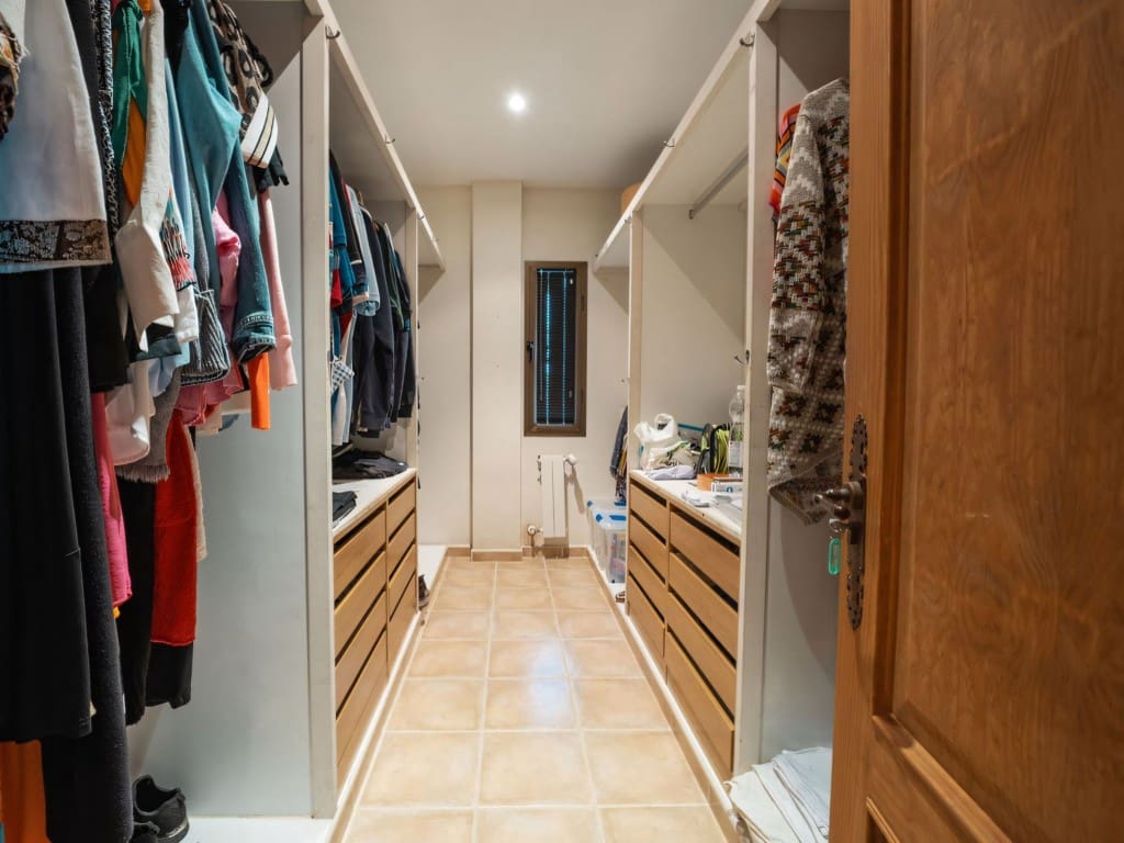 4 soverom Villa til salgs i Monda med svømmebasseng - € 945 000 (Ref: 9111895)