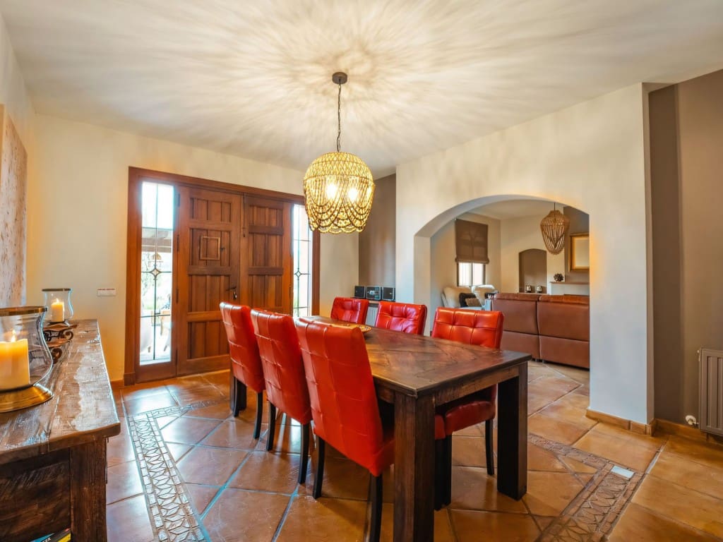 4 soverom Villa til salgs i Monda med svømmebasseng - € 945 000 (Ref: 9111895)