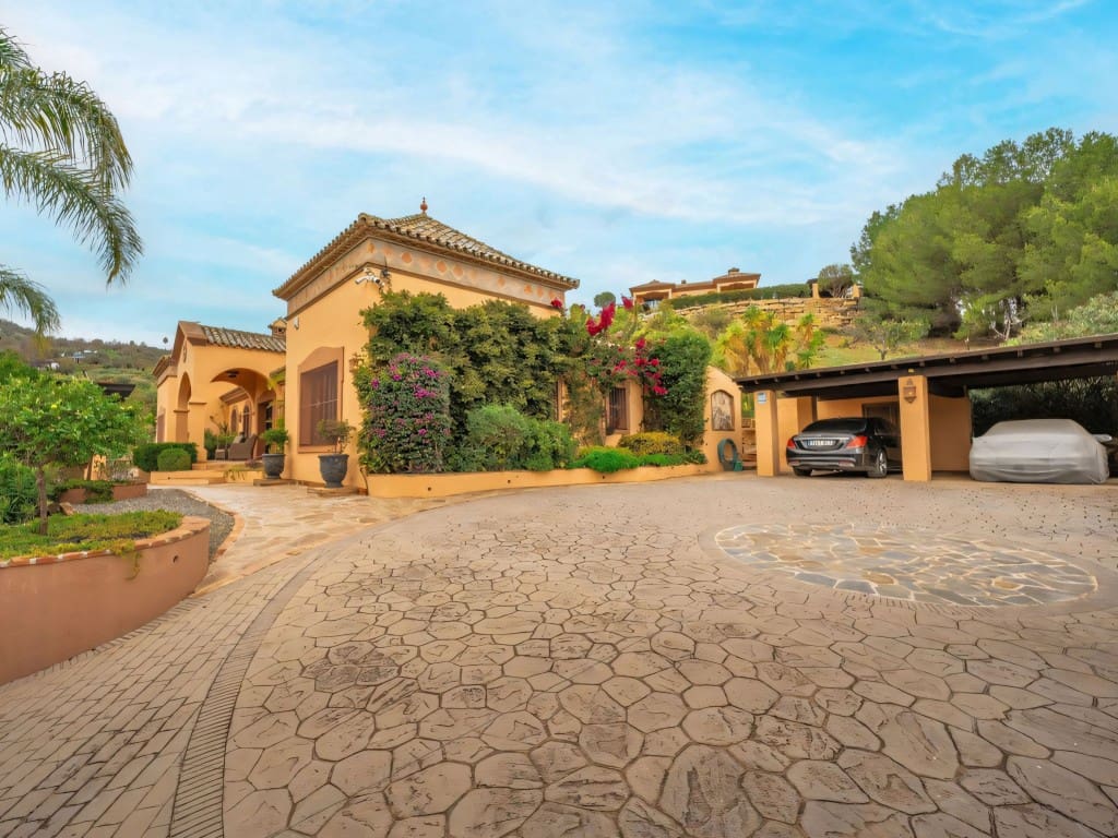 4 soverom Villa til salgs i Monda med svømmebasseng - € 945 000 (Ref: 9111895)